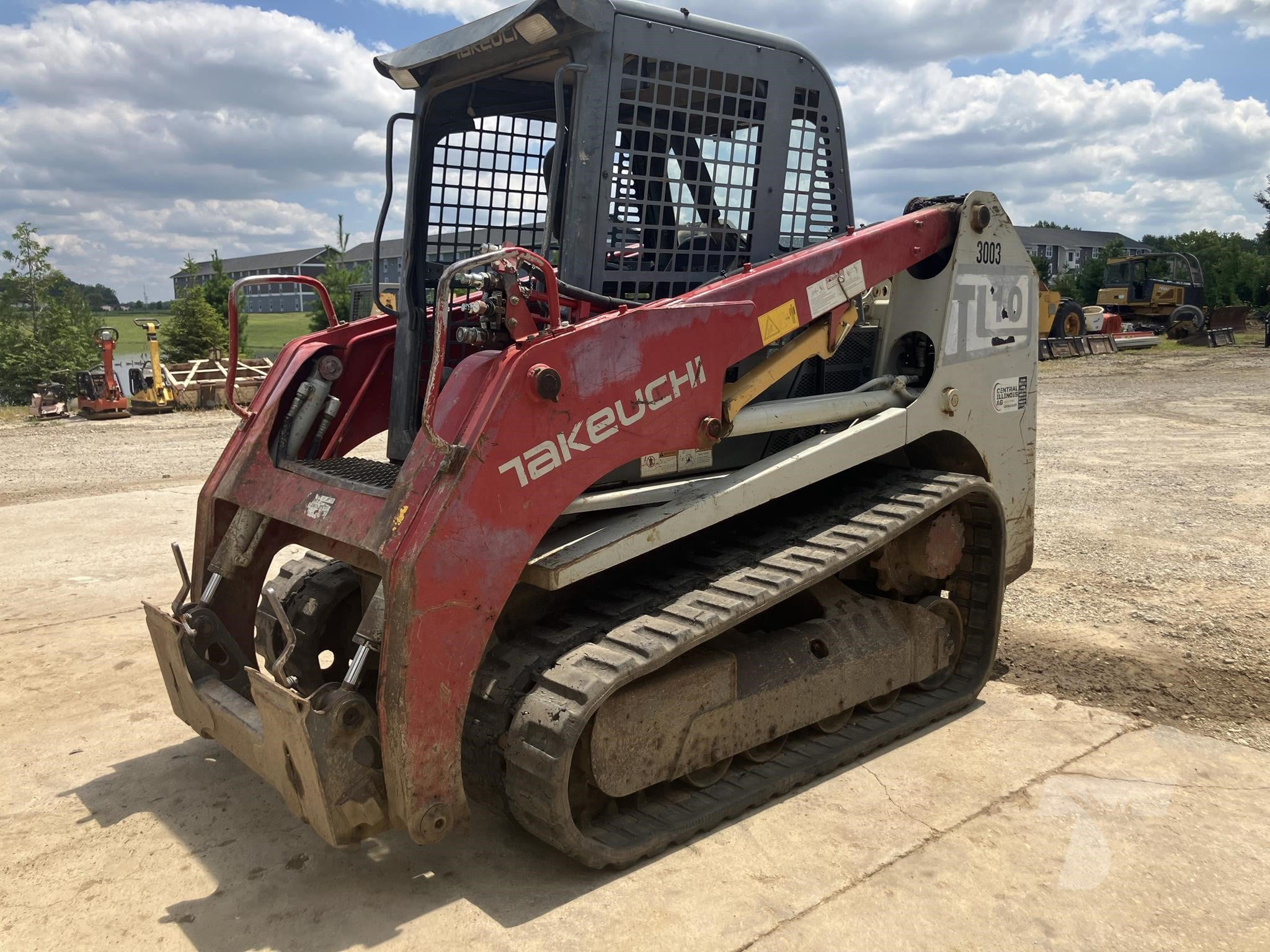 2013 Takeuchi TL10 Compact Track Loader — stock ATE-0094 — photograph 1