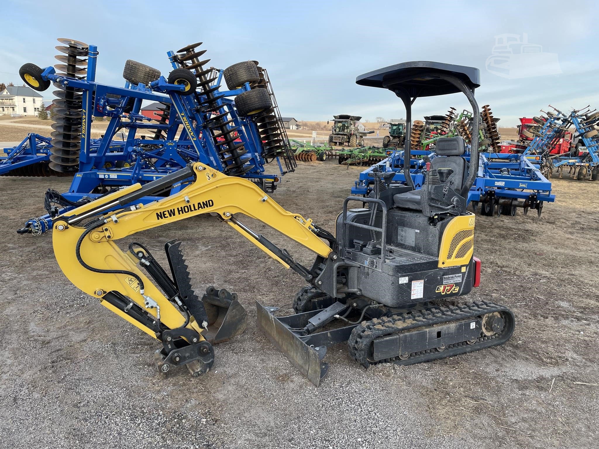 2023 New Holland E17C Mini Excavator — stock ATE-0065 — photograph 1