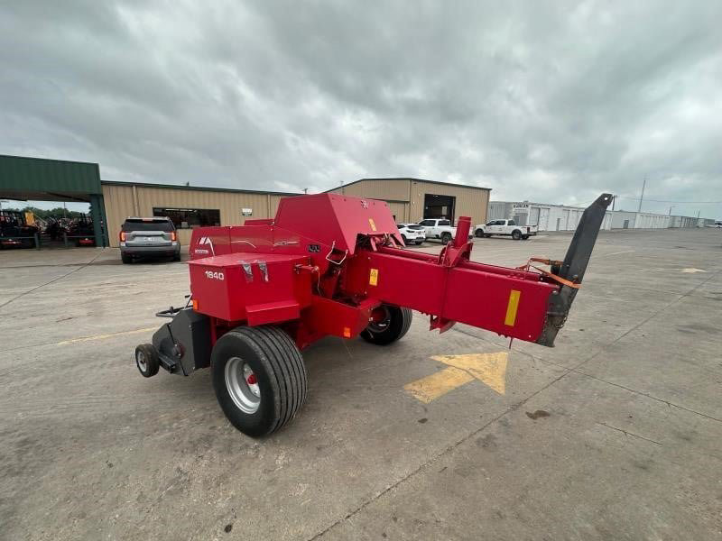 2014 Massey Ferguson 1840 — stock ATE-0050 — photograph 1