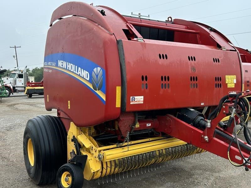 2019 New Holland ROLL-BELT 560 Round Baler — stock ATE-0028 — photograph 1