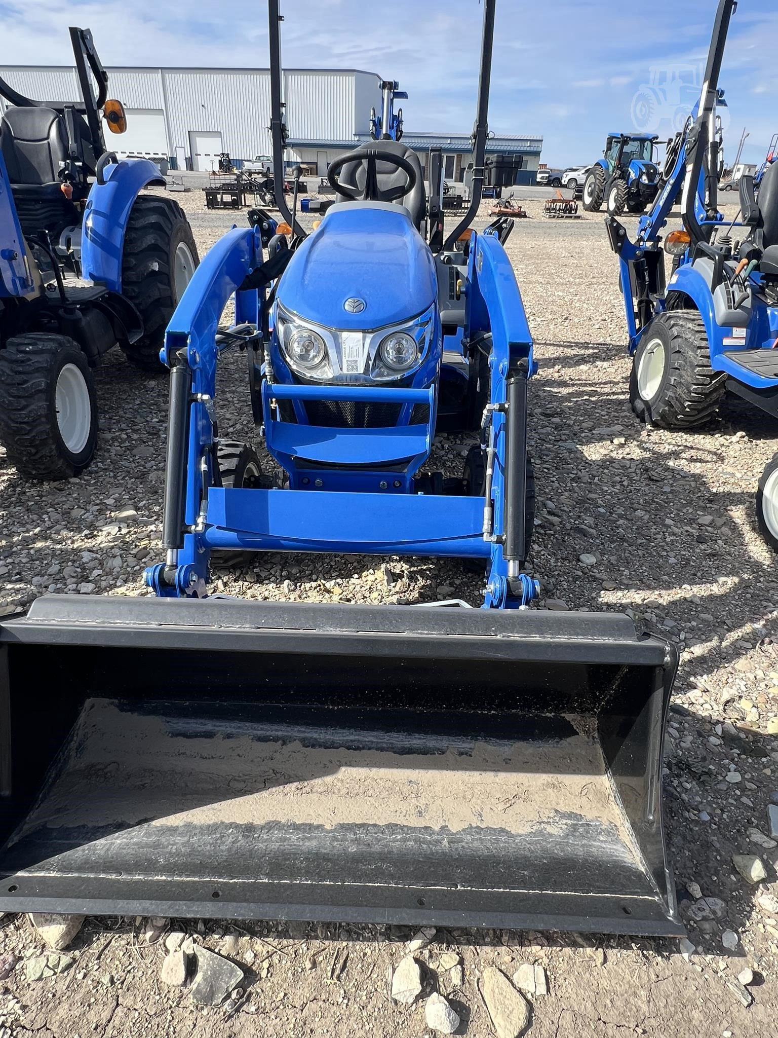 2023 New Holland Workmaster 25S sub-compact tractor with front loader