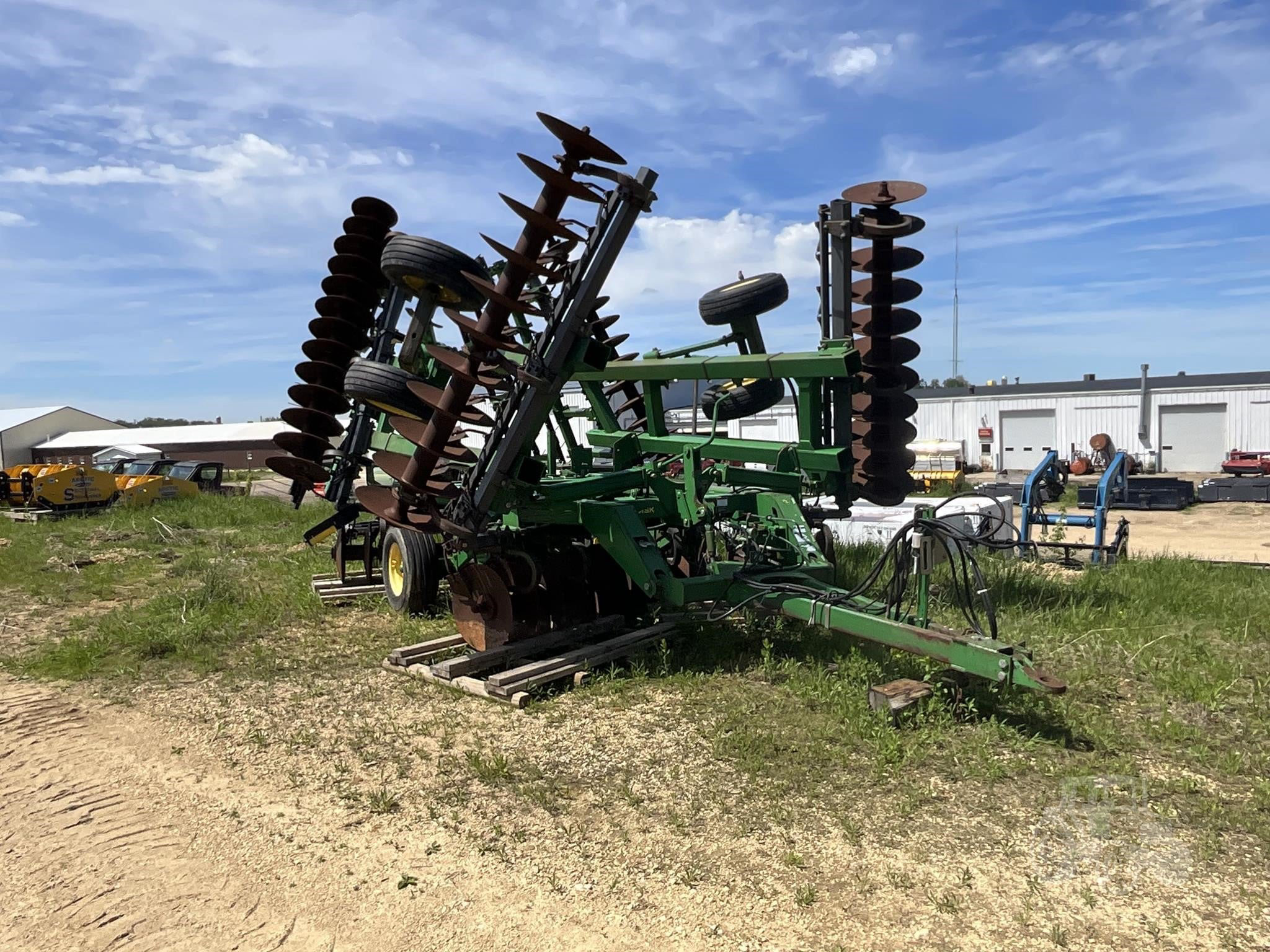 2005 John Deere 637W — stock ATE-0047 — photograph 1