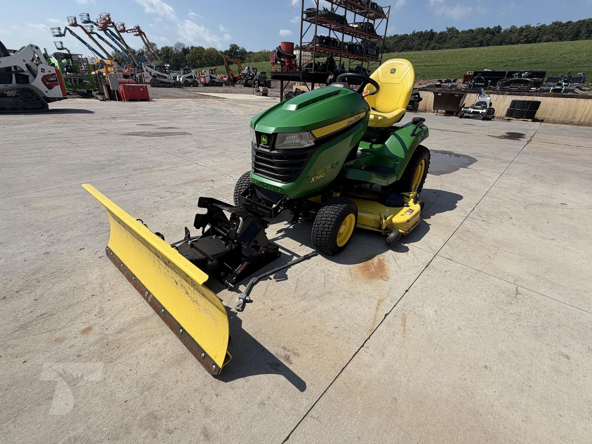 2021 John Deere X580 — stock ATE-0119 — photograph 1