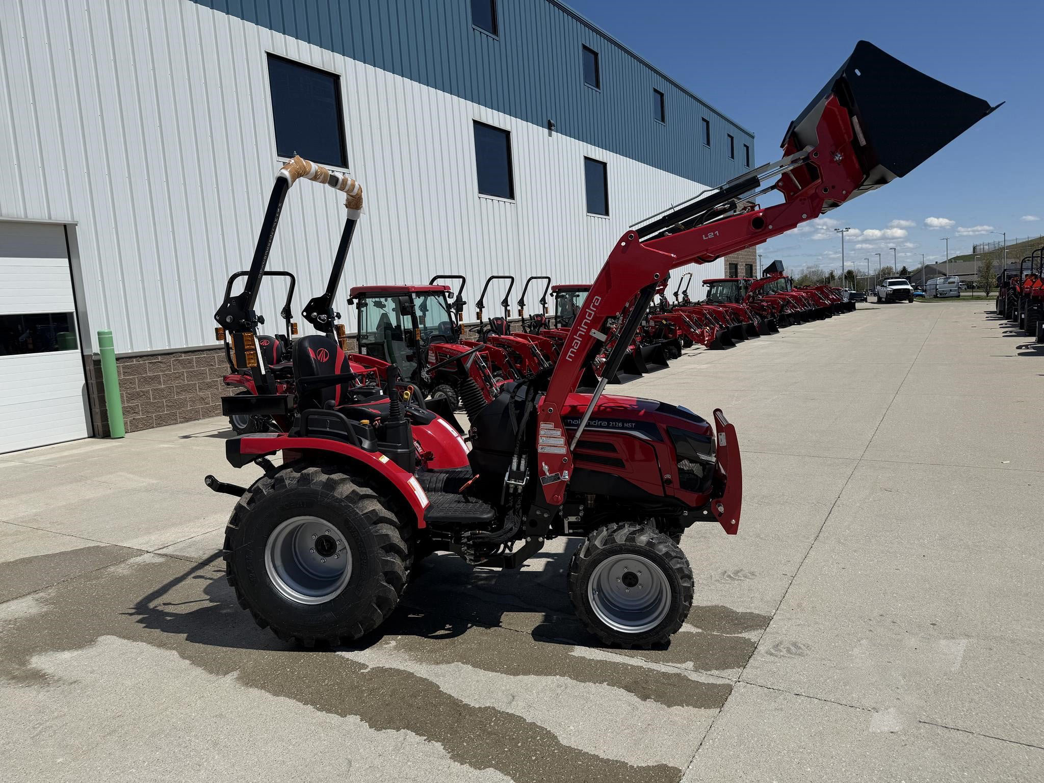 2026 Mahindra 2126HST Tractor | ATE-0172